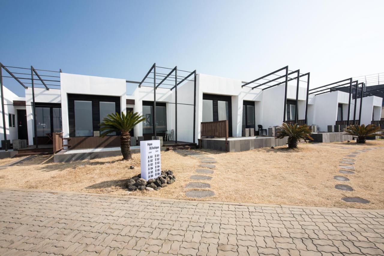 ג'גו Aqua Beautique Poolvilla מראה חיצוני תמונה